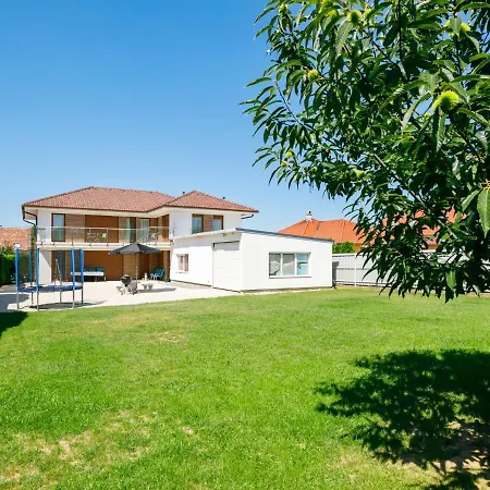 Lägenhet Johann 1 By Interhome Balatonszarszo